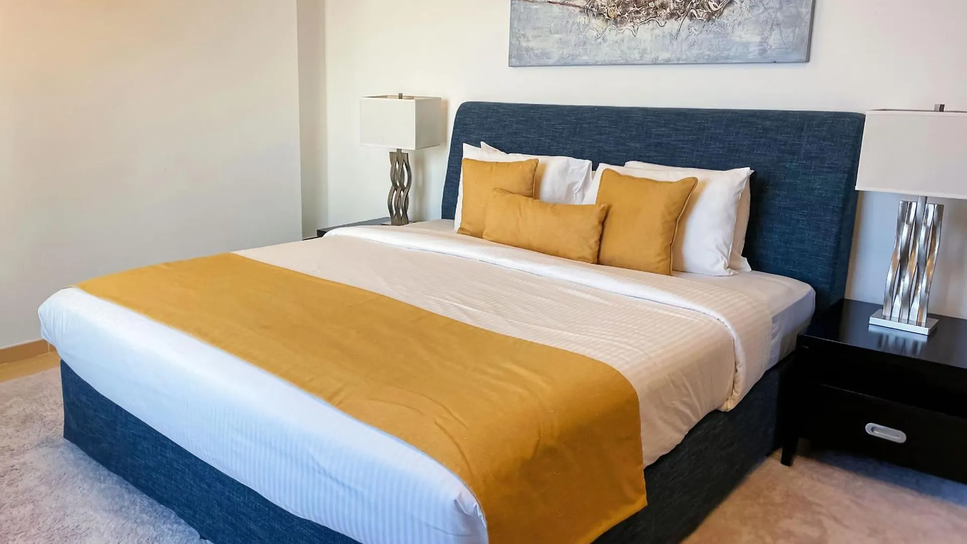 Marina And Sea View Luxury Apartment Dubai 0*,  United Arab Emirates